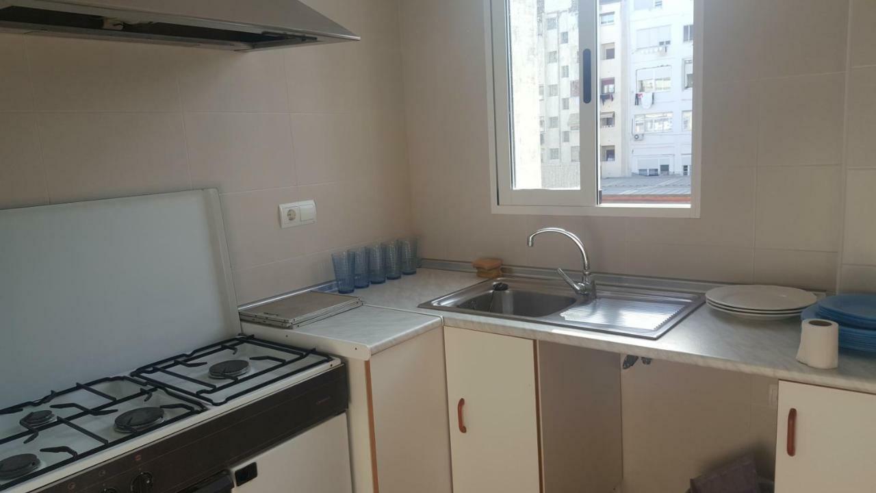 Oyo Guest House Ruzafa Valencia Ngoại thất bức ảnh